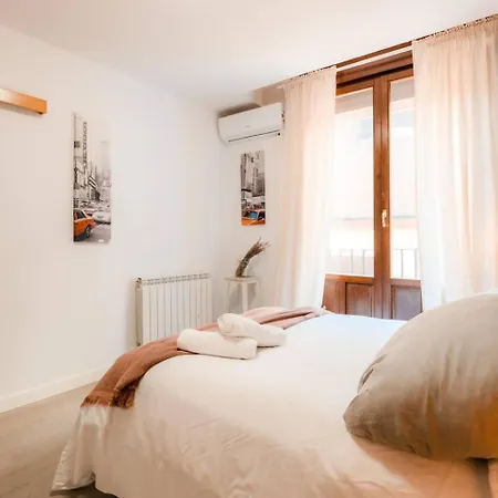 Lejlighed Casa Augusta | Renovada | Centro Historico | 5 Pax *
