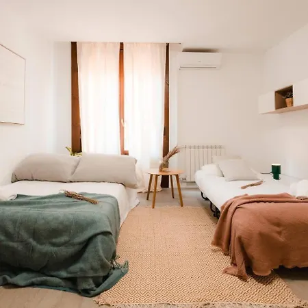 公寓 Casa Augusta Renovada Centro Historico 5 Pax *