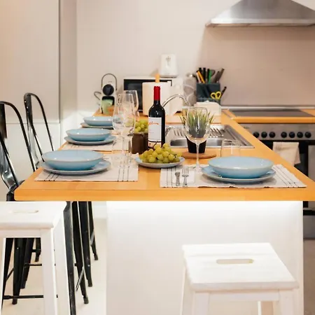 Casa Augusta Renovada Centro Historico 5 Pax 萨拉戈萨